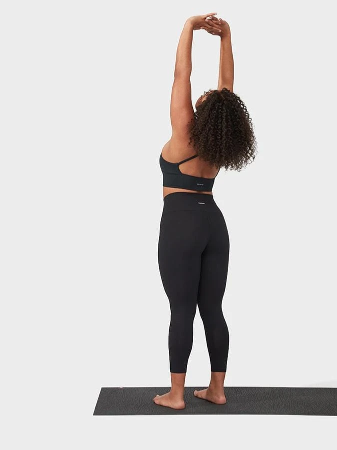 Manduka Essence Women's Performance Sports Bra - Black 11 Manduka Essence Women's Performance Sports Bra - Black - Image 9