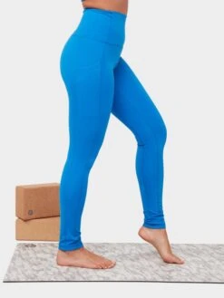 Manduka Renew Women's High Rise Yoga Leggings With Pocket - Be Bold Blue -Yoga Supply Store mge4qsascir