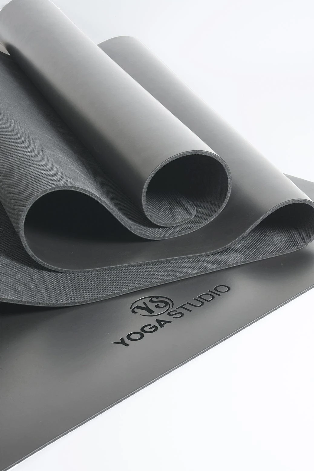 Yoga Studio The Grip Travel Yoga Mat 2mm 7 Yoga Studio The Grip Travel Yoga Mat 2mm - Image 5