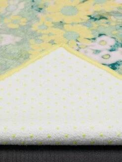 Manduka Yogitoes + Repreve Yoga Mat Towel 71'' -Yoga Supply Store vtvx2m2f5vc