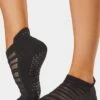 Tavi Savvy Breeze Grip Socks 2 Tavi Savvy Breeze Grip Socks -Yoga Supply Store wwsqkteyi41